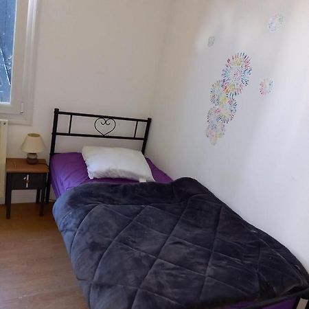 Nantes Aeroport 1-5 Couchages-Parking-Jardin Bouguenais Bagian luar foto